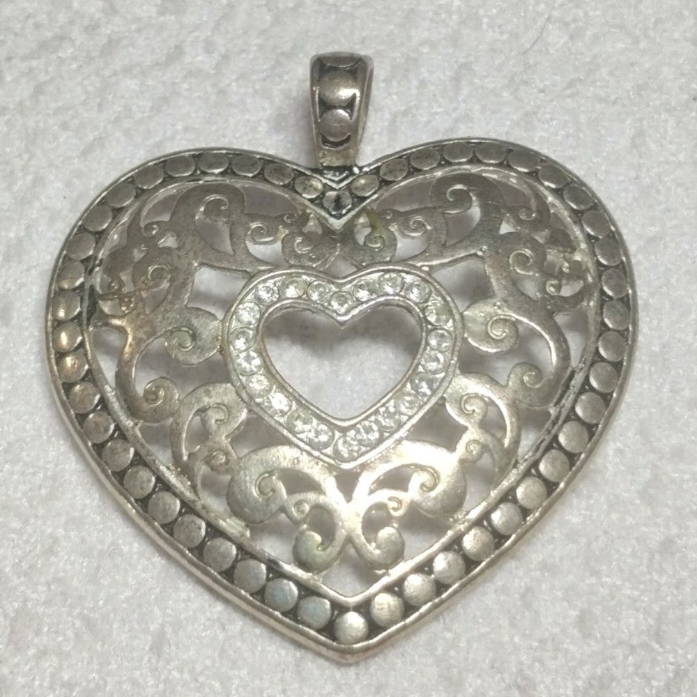 Silver Tone Heart Filigree Pendant‎ Rhinestone Accent Openwork Scroll Love Charm